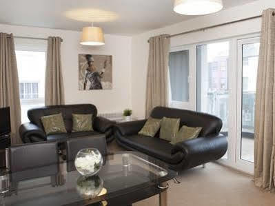 เดอะ โคลีเซียม อพาร์ตเมนท์ Apartment เชลเทนแฮม ภายนอก รูปภาพ